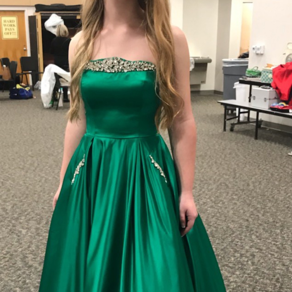 Pageant/Prom Dress - Picture 2 of 3